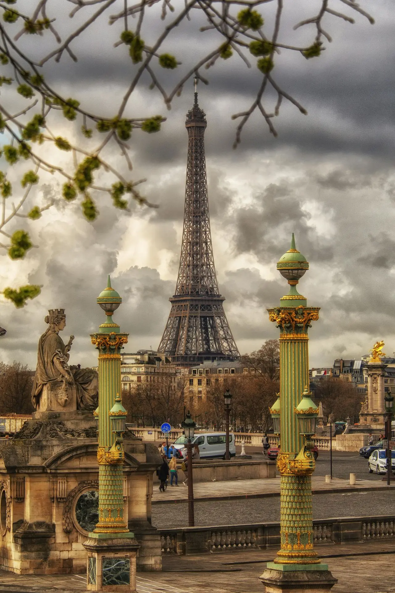 “Personalized Paris travel experiences that blend luxury and value.”